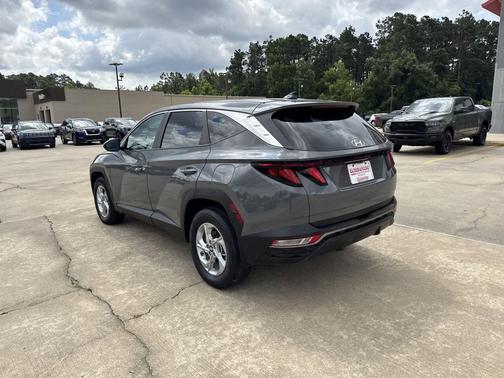 Hampton Gray 2024 Hyundai TUCSON SE