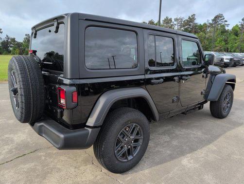 Black Clearcoat 2026 Jeep Wrangler Sport