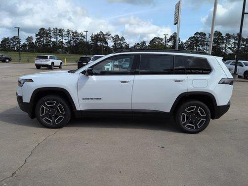 Bright White Clearcoat 2026 Jeep Cherokee Limited
