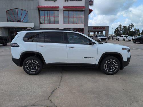 Bright White Clearcoat 2026 Jeep Cherokee Limited