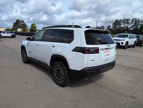 Bright White Clearcoat 2026 Jeep Cherokee Limited