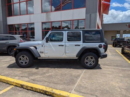 2022 Jeep Wrangler Unlimited Sport