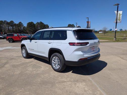 2025 Jeep Grand Cherokee L Laredo