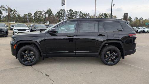 diamond black crystal pearlcoat 2026 Jeep Grand Cherokee L Limited