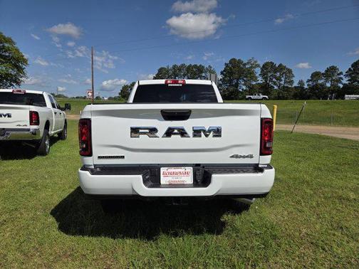 2025 RAM 2500 Big Horn Crew Cab 4x4 6'4' Box