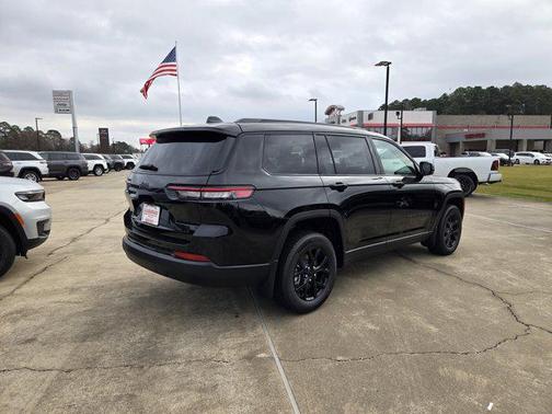 2025 Jeep Grand Cherokee L Altitude