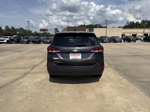 Iron Gray Metallic 2022 Chevrolet Equinox LS