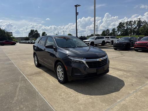 Iron Gray Metallic 2022 Chevrolet Equinox LS