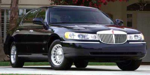 2000 Lincoln Town Car Signature