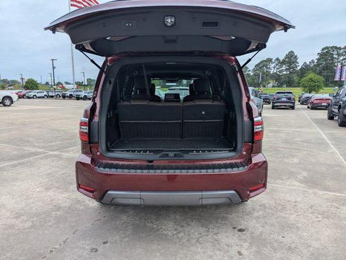 2023 Nissan Armada Platinum 2WD