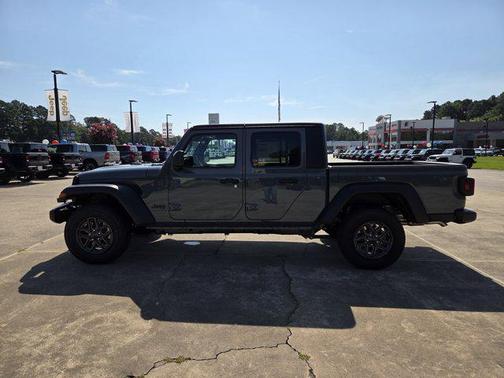 Anvil Clearcoat 2025 Jeep Gladiator Sport S