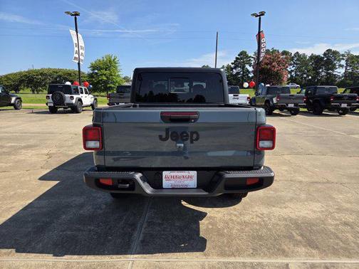 Anvil Clearcoat 2025 Jeep Gladiator Sport S