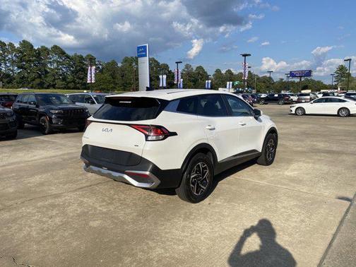 2023 Kia Sportage LX