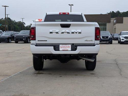 Bright White Clearcoat 2026 RAM 2500 Big Horn Crew Cab 4x4 6'4' Box