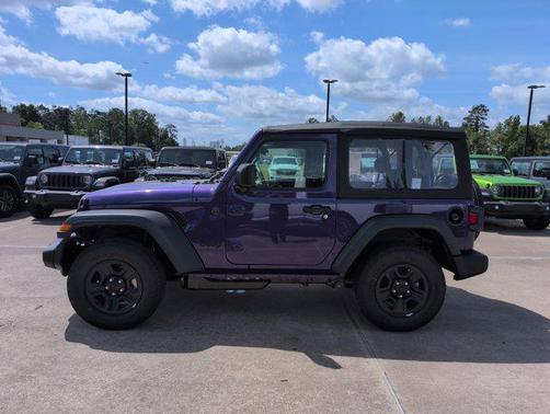Reign 2026 Jeep Wrangler Sport