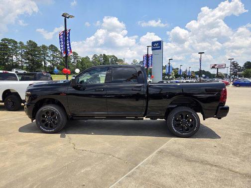 2025 RAM 2500 Laramie Crew Cab 4x4 6'4' Box