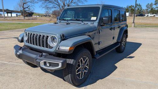 2026 Jeep Wrangler 4-Door Sahara 4x4