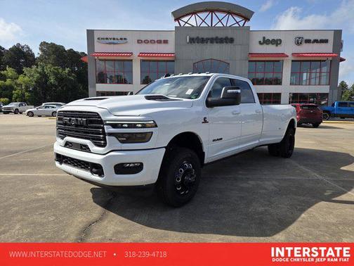 2025 RAM 3500 Laramie Crew Cab 4x4 8' Box