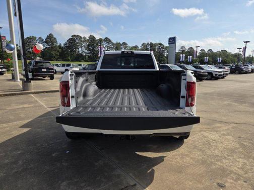 2025 RAM 3500 Laramie Crew Cab 4x4 8' Box