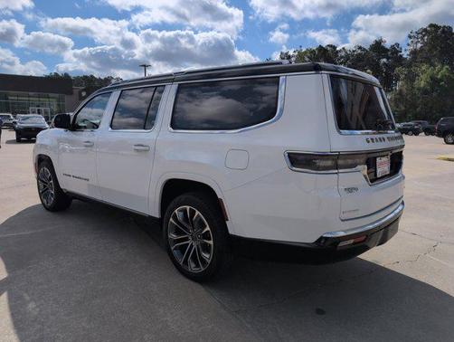 2023 Jeep Grand Wagoneer L Series III 4x4