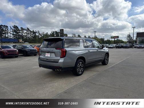 2024 GMC Yukon XL 4WD AT4