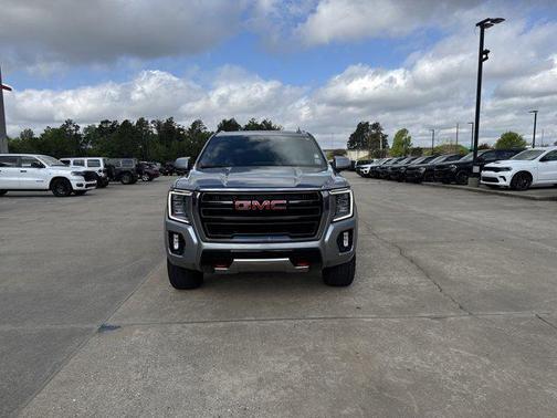 2024 GMC Yukon XL 4WD AT4