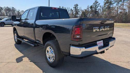 2026 RAM 2500 Tradesman Crew Cab 4x4 6'4' Box