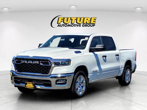Bright White Clearcoat 2026 RAM 1500 Big Horn/Lone Star
