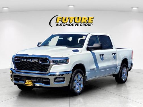 Bright White Clearcoat 2026 RAM 1500 Big Horn/Lone Star