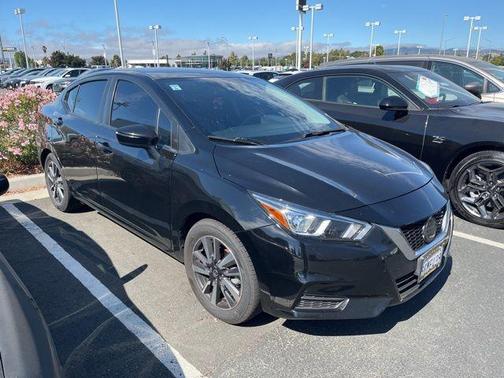2021 Nissan Versa 1.6 SV
