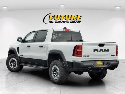 Bright White Clearcoat 2026 RAM 1500 RHO