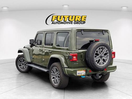 Sarge Green Clearcoat 2024 Jeep Wrangler 4xe High Altitude