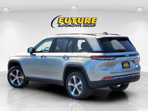 2024 Jeep Grand Cherokee 4xe Base