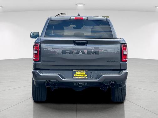 Granite Crystal Clearcoat Metallic 2026 RAM 1500 Big Horn/Lone Star