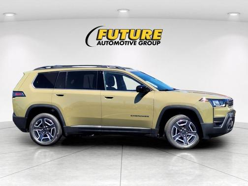 41 2026 Jeep Cherokee LAREDO/LIMITED