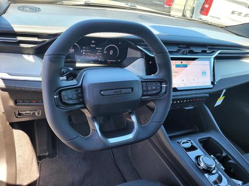 41 2026 Jeep Cherokee LAREDO/LIMITED