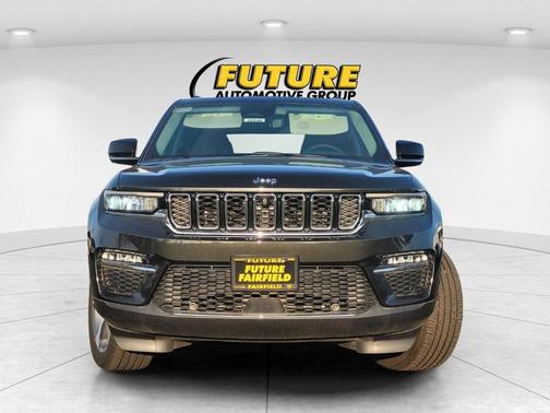 Rocky Mountain Pearlcoat 2024 Jeep Grand Cherokee 4xe Base