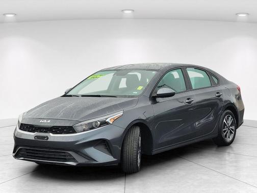 Gravity Gray 2023 Kia Forte LXS