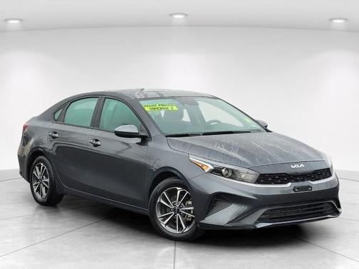 Gravity Gray 2023 Kia Forte LXS