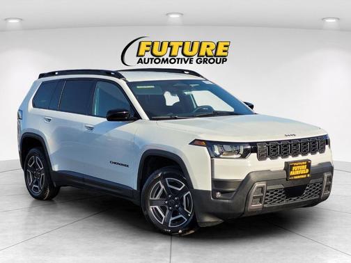 Bright White Clearcoat 2026 Jeep Cherokee LAREDO/LIMITED
