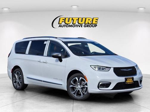 2026 Chrysler Pacifica Pinnacle
