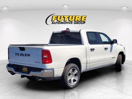 Bright White Clearcoat 2026 RAM 1500 Tradesman