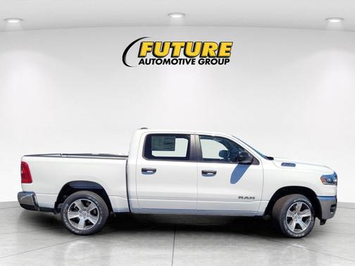 Bright White Clearcoat 2026 RAM 1500 Tradesman