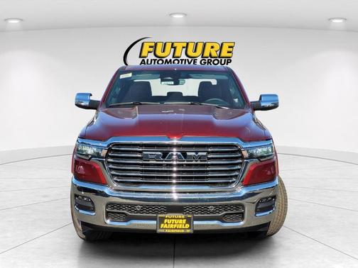 Delmonico Red Pearlcoat 2026 RAM 1500 Laramie