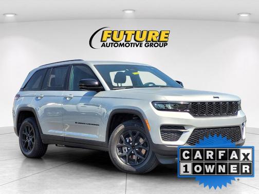 2024 Jeep Grand Cherokee Laredo