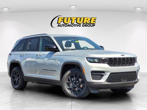 2024 Jeep Grand Cherokee Laredo