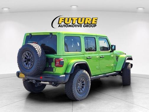 Mojito! Clearcoat 2025 Jeep Wrangler Rubicon 392