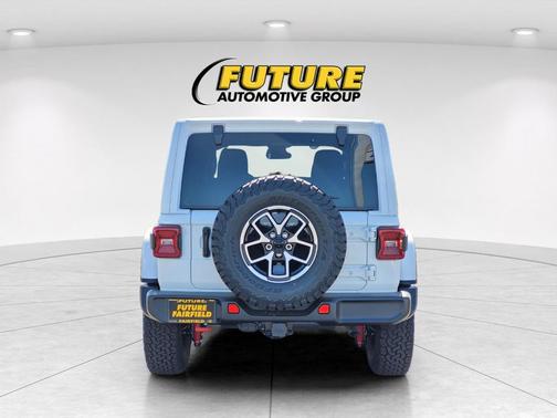 Bright White Clearcoat 2026 Jeep Wrangler Rubicon