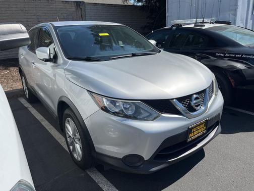 2017 Nissan Rogue Sport S