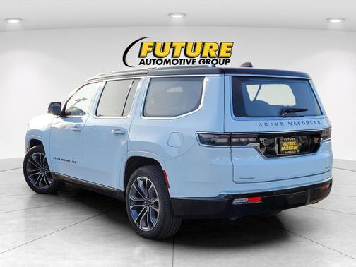 2023 Jeep Grand Wagoneer Series III